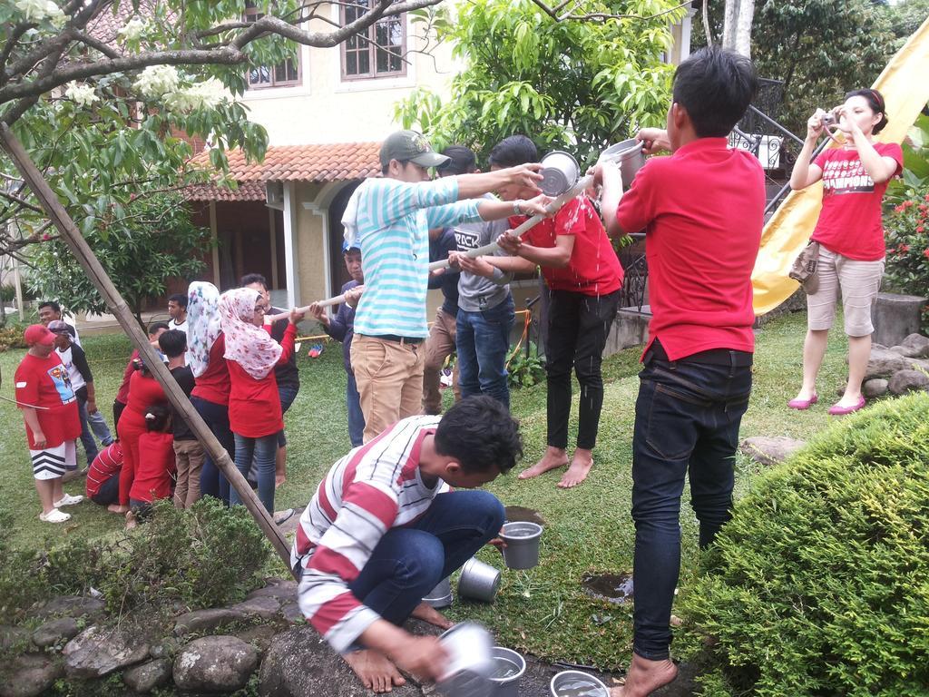 Bumi Cikeas Sentul Bogor Hotel Buitenkant foto