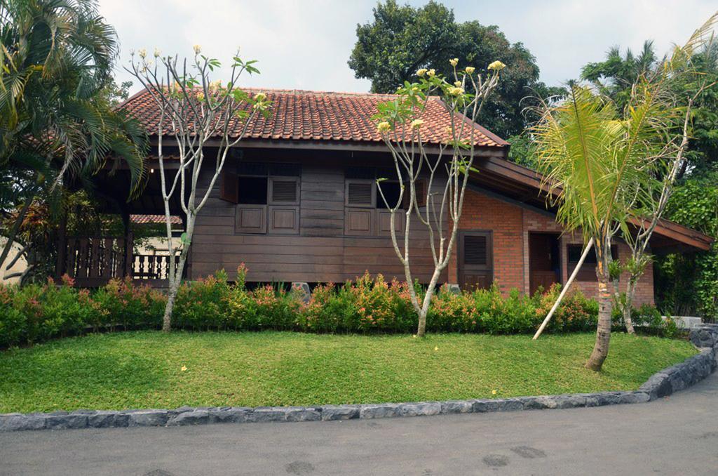 Bumi Cikeas Sentul Bogor Hotel Buitenkant foto