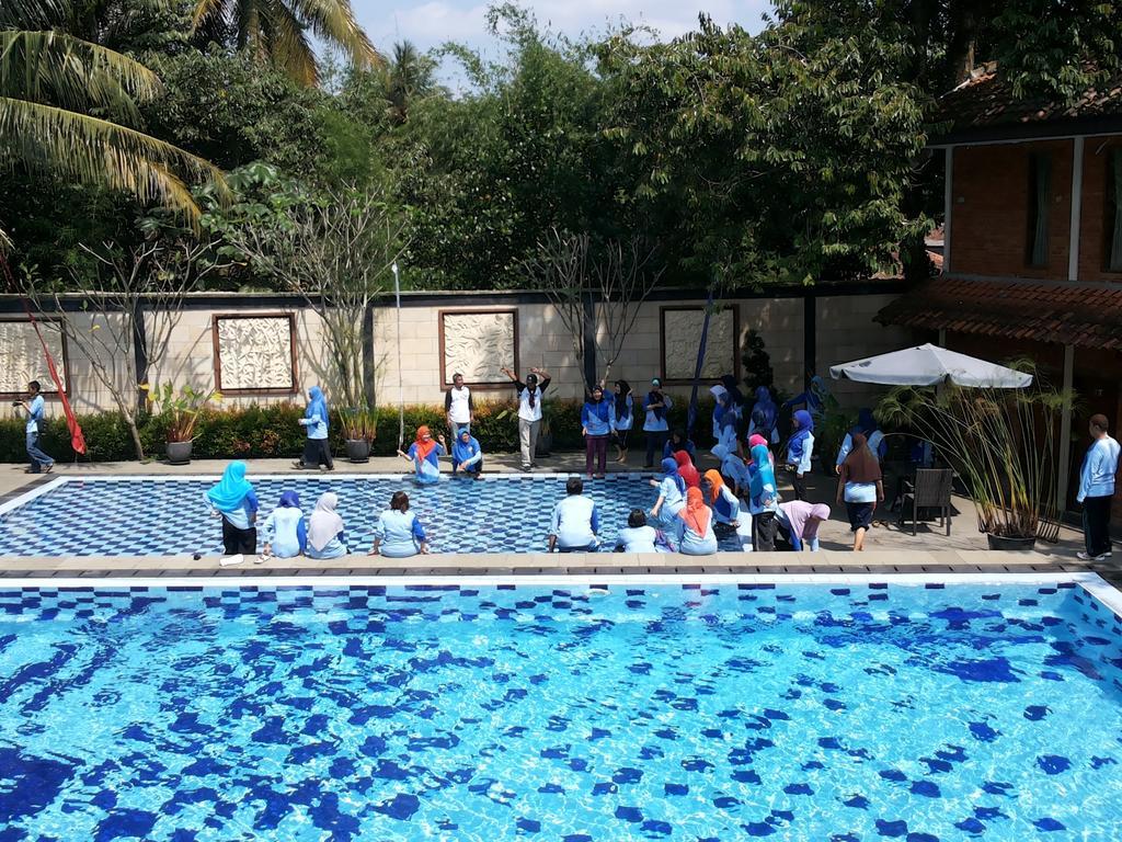Bumi Cikeas Sentul Bogor Hotel Buitenkant foto