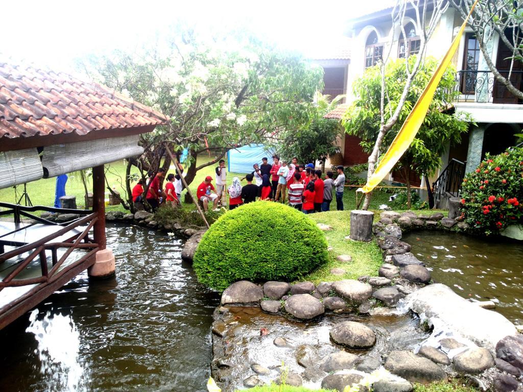 Bumi Cikeas Sentul Bogor Hotel Buitenkant foto