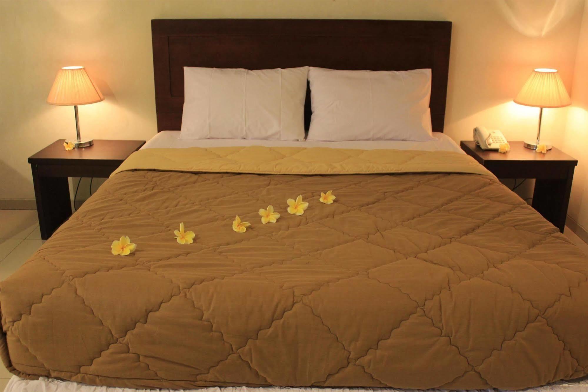 Bumi Cikeas Sentul Bogor Hotel Buitenkant foto