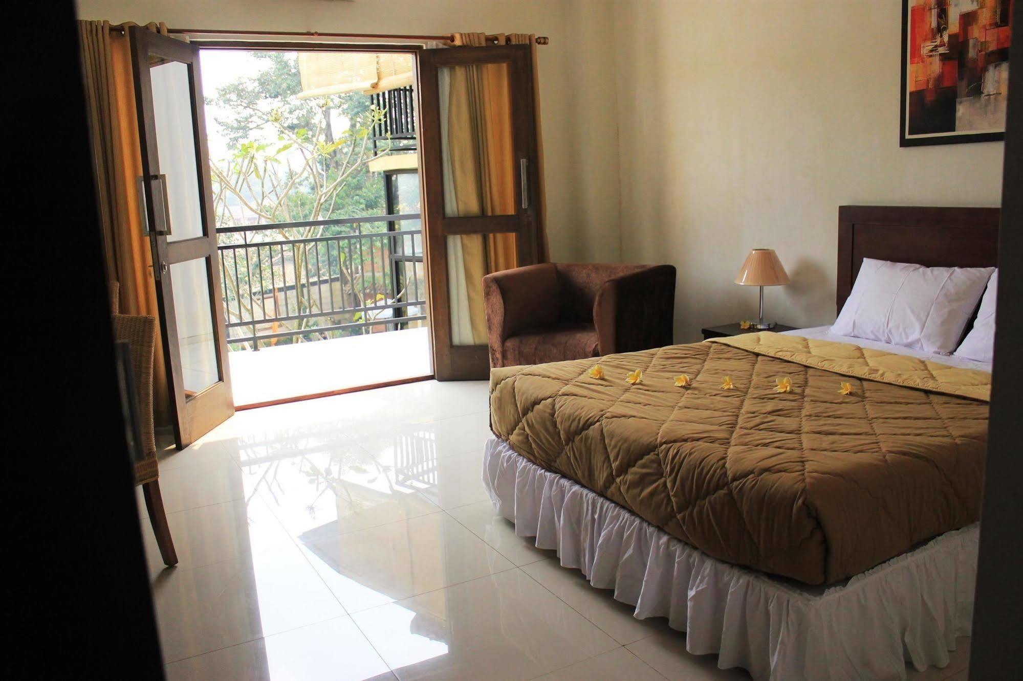 Bumi Cikeas Sentul Bogor Hotel Buitenkant foto