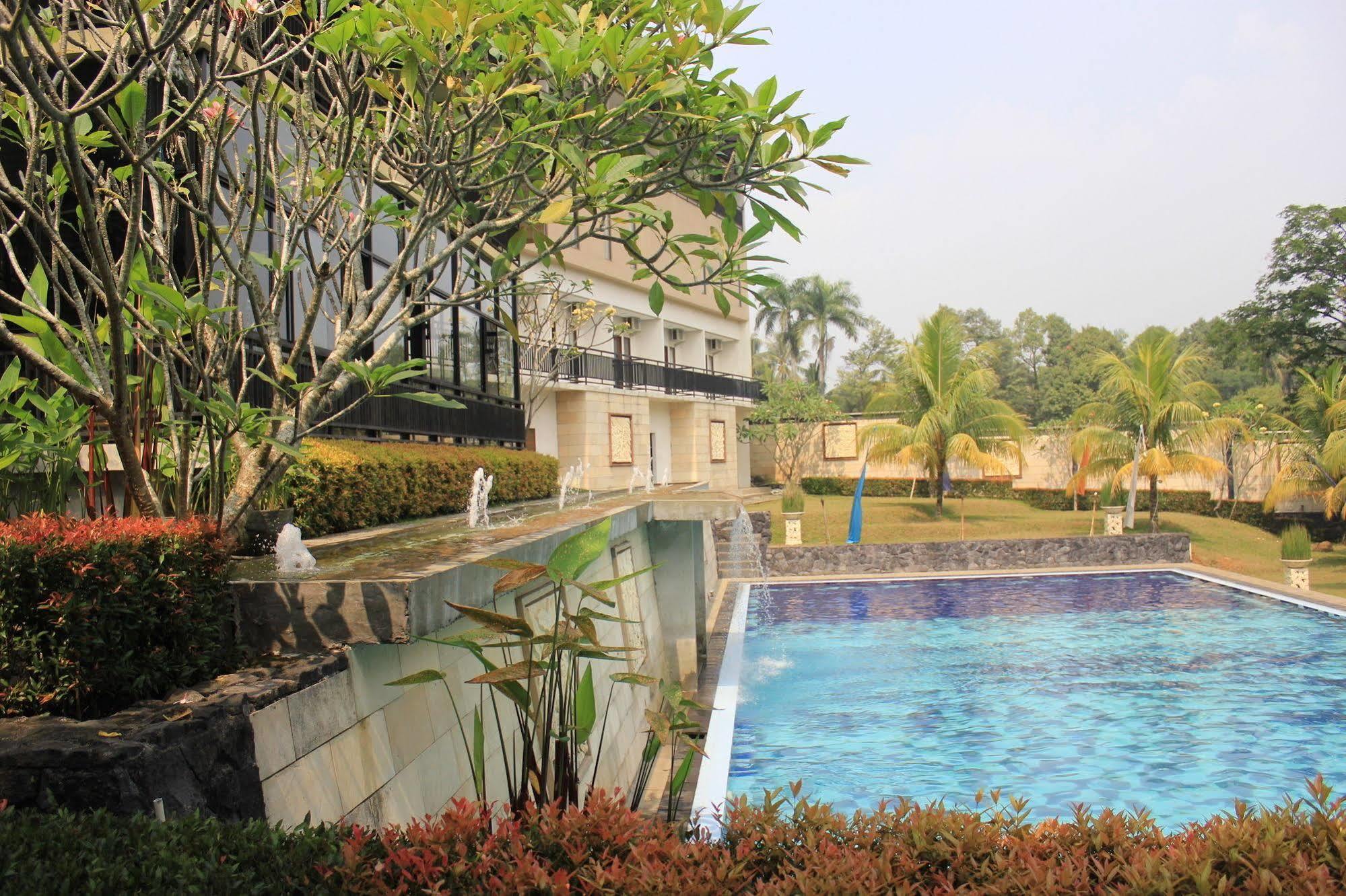 Bumi Cikeas Sentul Bogor Hotel Buitenkant foto
